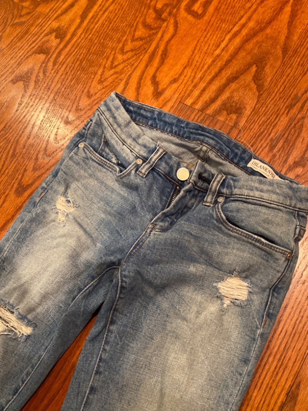BLANK NYC JEANS - Picture 2 of 4
